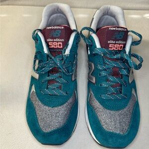 Women’s New Balance Elite Edition 580 - Size 8.5